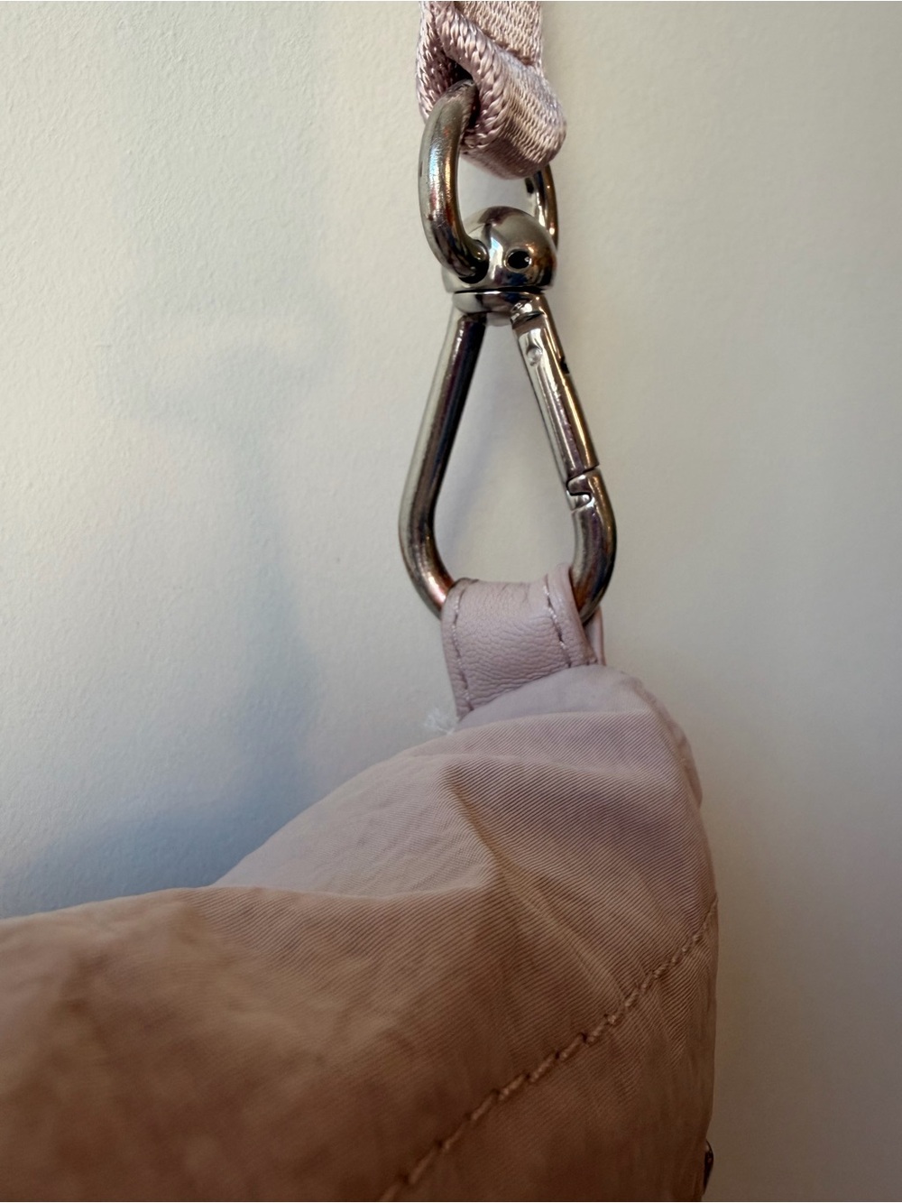 Lululemon All Night Festival Bag *5L - Smoky Blush - Picture 9 of 16